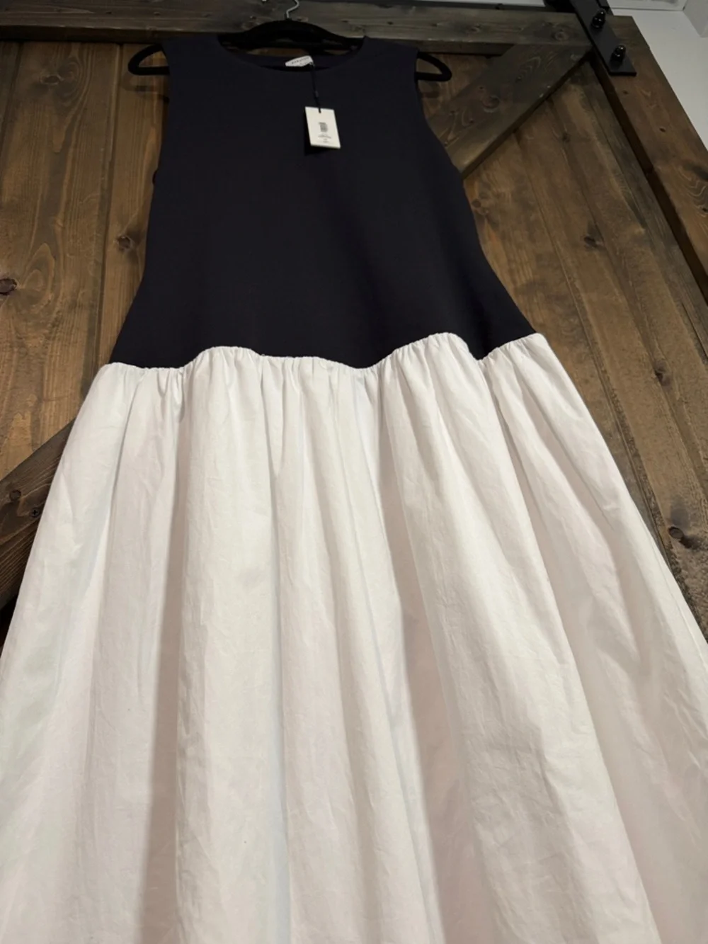 Babaton Black and White Sleeveless Maxi Dress - Picture 5 of 6